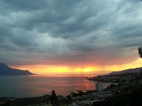 20160831 201209  Showers over the lake