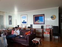 20161204 120626  Nico stays out of the way