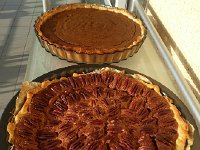 20161204 142245  Pecan and pumpkin pies