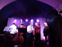 20161209 215907  the band confers