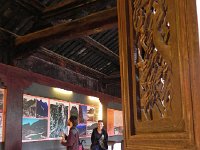 DSCN6510  N&#38;A studying the exhibits