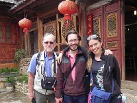 DSCN6526  Happy tourists, really!