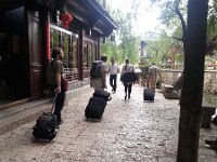 20160609 175226  Onward past lacquered building fronts