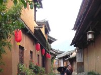 DSCN6657  Searching for a restaurant