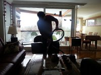 20160301 170346  David vacuuming his friend&#39;s apartment