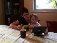 20160530 074035  Monday morning, a little computing with a device that speaks French