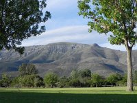 DSCN8057  Cricketfiled and mountain