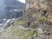 20160912 122308  Bicyclist who will go down the far side