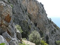 DSCN3860  nice wide path through the cliffs