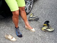 20170815 150721  Gold lamé sandals post-Scarpas