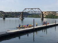 IMG 2299  getting teams into boats