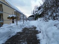 20170114 171005  Back home a minimal effort by the concierge to clean the sidewalk