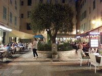 20170618 215119  the square where we ate