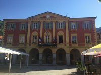 IMG 1205  of course, la Mairie