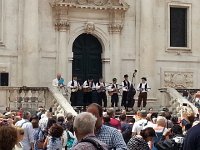 20170513 110221  the music begins