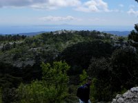 DSCN9525  near a cabane