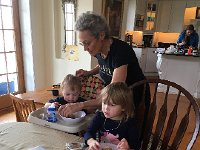 IMG 4303  kids set up for lunch