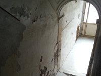 20171113 123247  the ratty common space in our otherwise very nice apartment