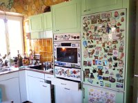 20171026 121649  Magnet multitudes in the Chatelin kitchen in St-Prex