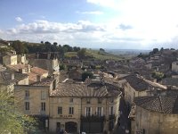 IMG 3640  St-Emilioni sits on the edge of a plateau