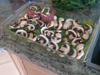 20171008 110656  flank steak spirals on mushrooms and spinach