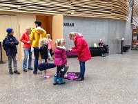 IMG 5728  Back to civilization in Akureyri: a Suzuki violon class filled with little blond girls