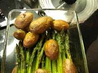 image3  with accompagning potatos and asparagus
