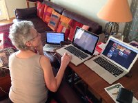 IMG 0419  back at home, fun with computers