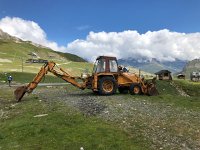 IMG 9340  more than half way up the hillside toward Col de Palet we stop to send emails and eat