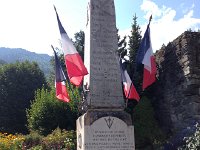 IMG 2907  the omnipresent WWI memorial