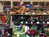 IMG 1688  model tractors and equipment