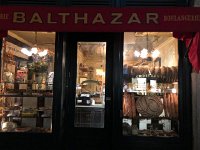 IMG 1650  THis is the bakery side and Frano went to taste beers in the Restaurant side (left, not in photo)