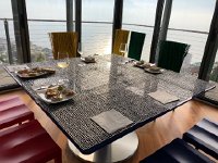 IMG 0509  where are the diners?