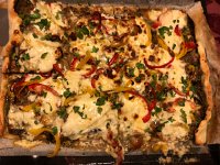 IMG 0473  with a vegetarian pizza