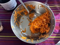 garlic-carrot salad at home
