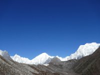 With the mountains on the Tibetan border to the north
