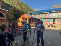 The guides ready to push off