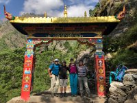 Now with our guides Mingma (L) and Kaji (R)