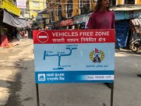 Ah! This explains why fewer cars (still some scooters who don't think the policy applies to them)