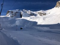 A big hors piste area just below the crest of the Oberland