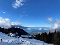 5 Feb Starting on a walk with Nathalie (tricky parking situation)