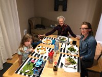 Doesn't want to be seen but the rest of us are hungry