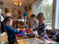 Indoor, more crinkles before dinner