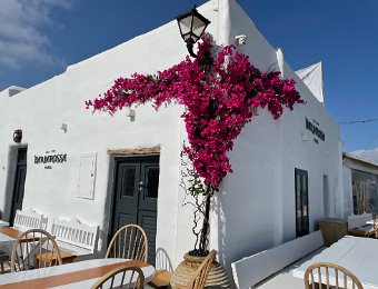 7 May Paros - North East Side