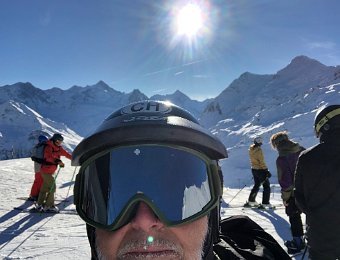 18 December - Skiing Zinal and Grimentz