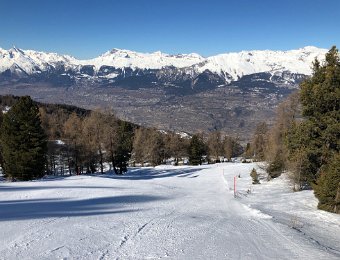 14 February - Skiing Mont Noble
