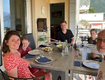 25 June - RBG, P and G for apero on balcony