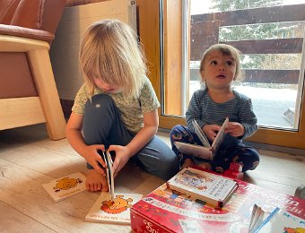 5 January - Leo and August stay with T and G