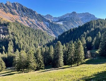 16 Nov Hidden Valley with M