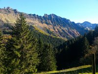 20151031 122503  like the Garden Wall in Glacier NP